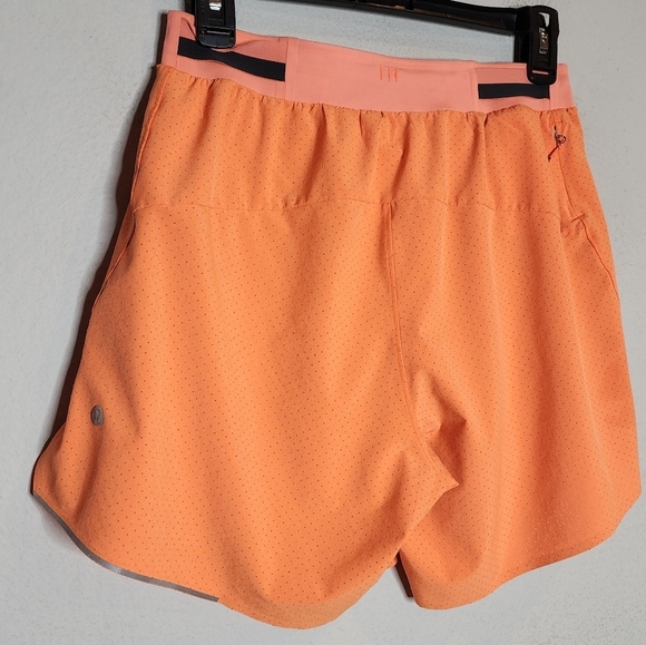 Lululemon Fast and Free Lined Short 6" Orange Mens Size Medium Perforated - Picture 1 of 16